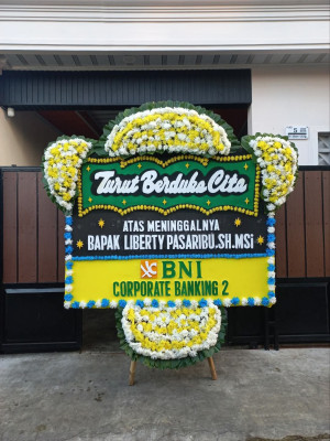 Papan Bunga Duka di Keramasan